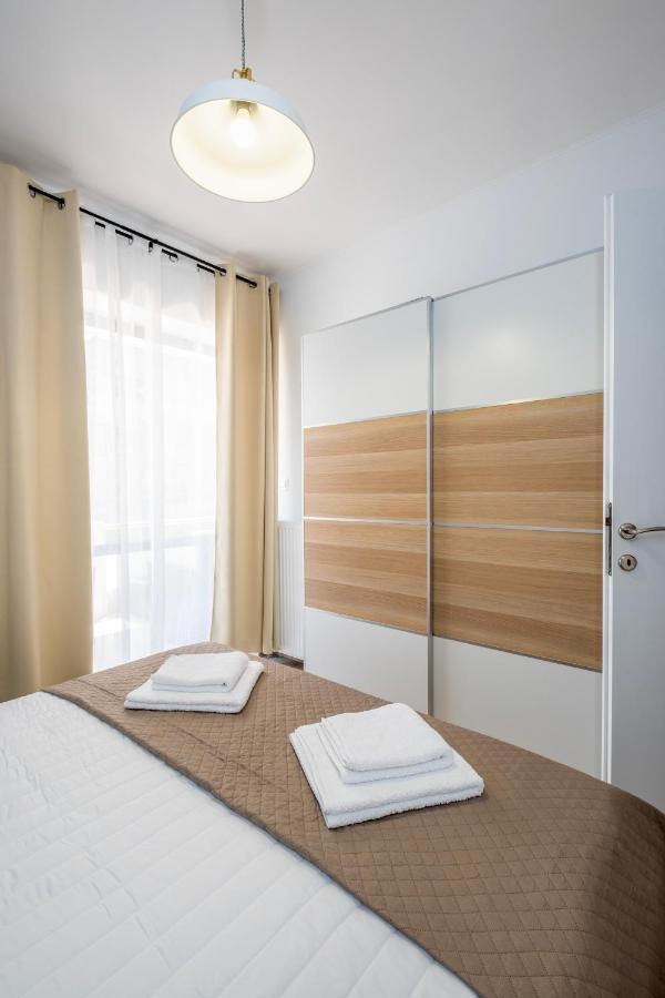 Urban Elegance, 3-Bedroom Flat In Heart Of Chania Hriszí Aktí Haniá Kültér fotó